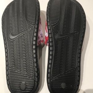 Nike Shoes - Nike flip flops Nike Shoes - Nike flip flops